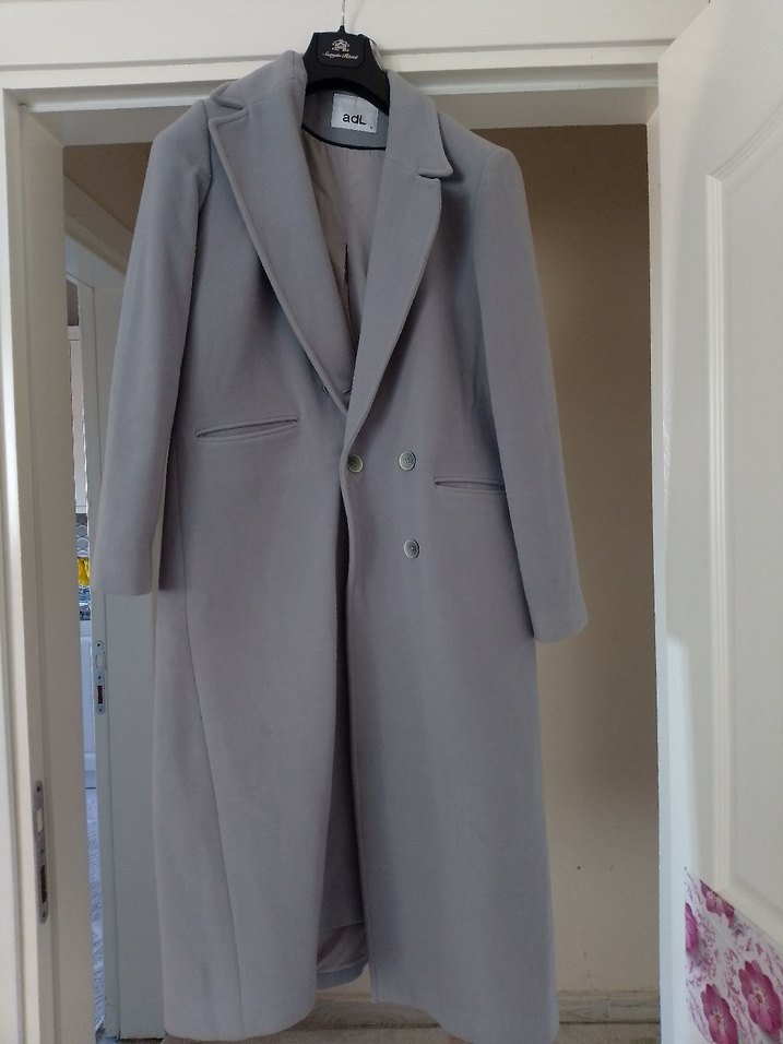 Düğmeli Gri Kadın Uzun Klasik Kaban - Görsel 5