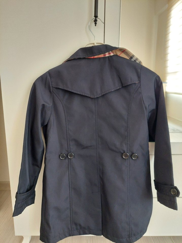 Burberry Lacivert Çift Sıralı Kaban — görsel 2/4