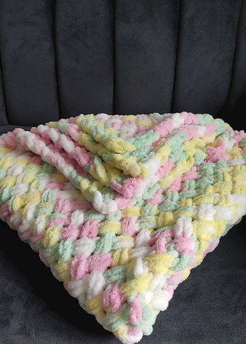 Çok Renkli Bebek Örgü Battaniye - Görsel 2