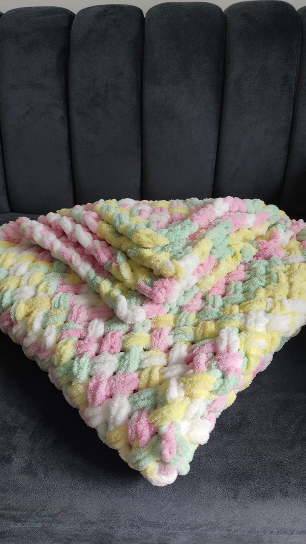 Çok Renkli Bebek Örgü Battaniye - Görsel 2