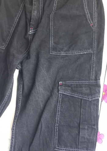 Siyah Bol Kesim Kemerli Kot Pantolon - Görsel 3