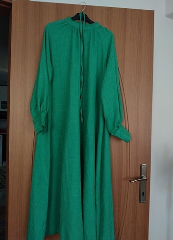 Melike Tatar elbise 