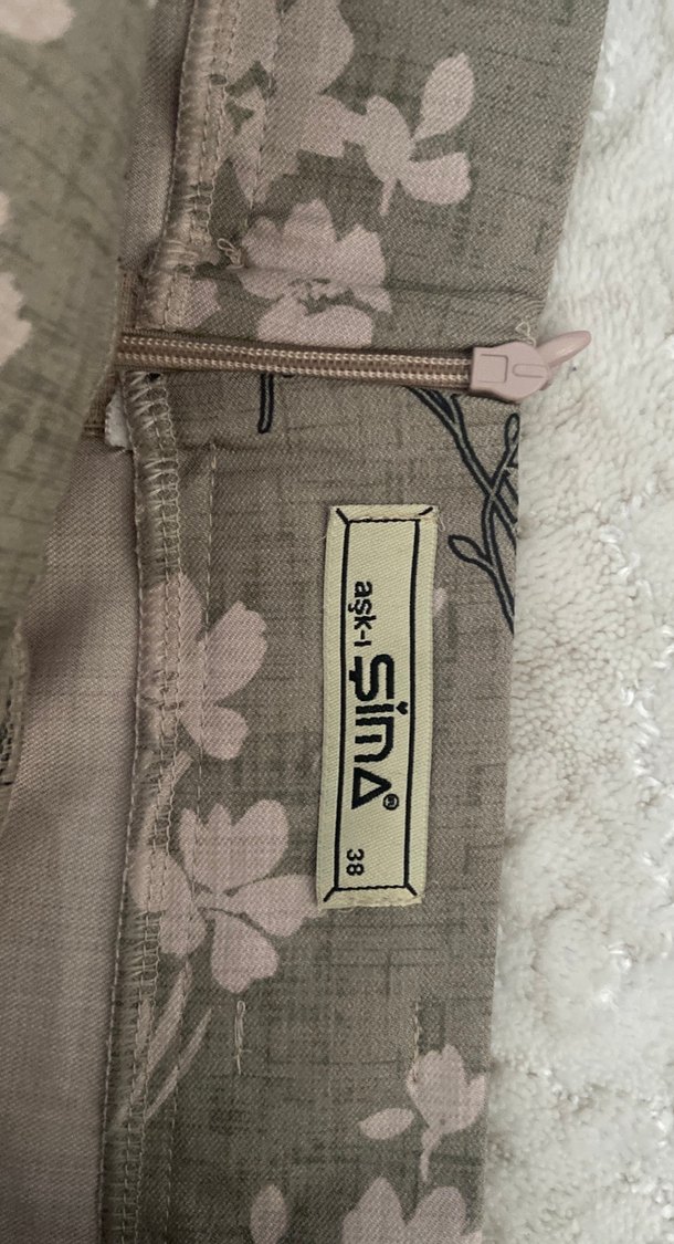 Bej Çiçek Desenli Uzun Keten Etek - Görsel 2