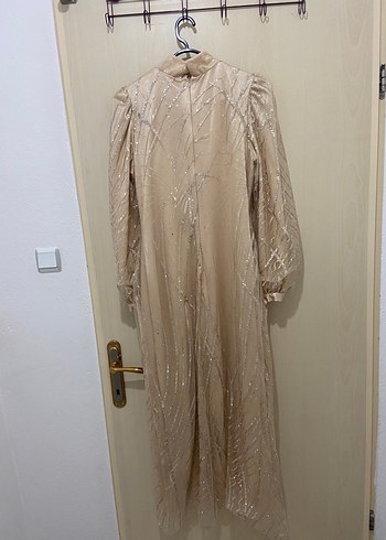 Bej İşlemeli Uzun Kollu Abiye Elbise - Görsel 4