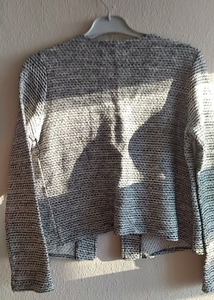 Gold düğme detaylı ceket - Görsel 3