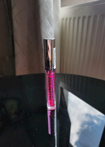 Essence Lip Oil