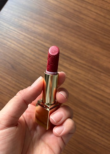 ESTE LAUDER Red Velvet Ruj - Görsel 4