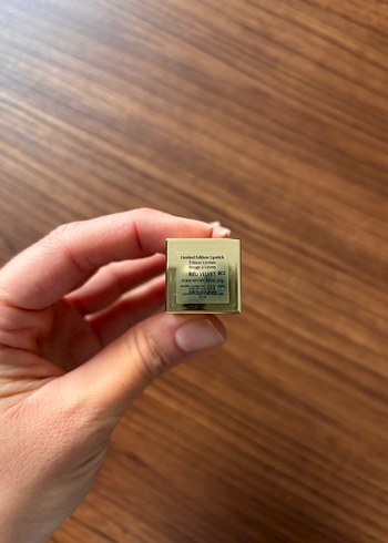 ESTE LAUDER Red Velvet Ruj - Görsel 5