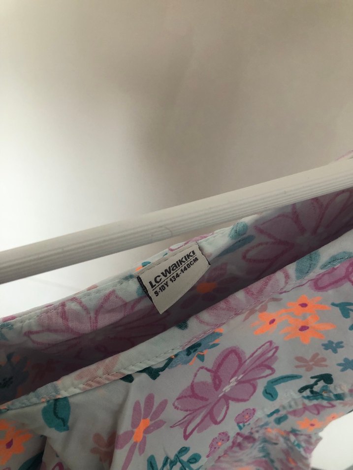 Kız Çocuk Mor Çiçekli Volanlı Elbise - Görsel 4