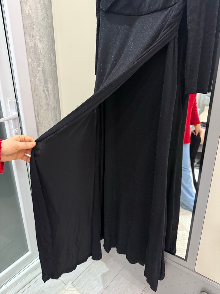 Uzun Kollu Siyah Drapeli Uzun Elbise - Görsel 5