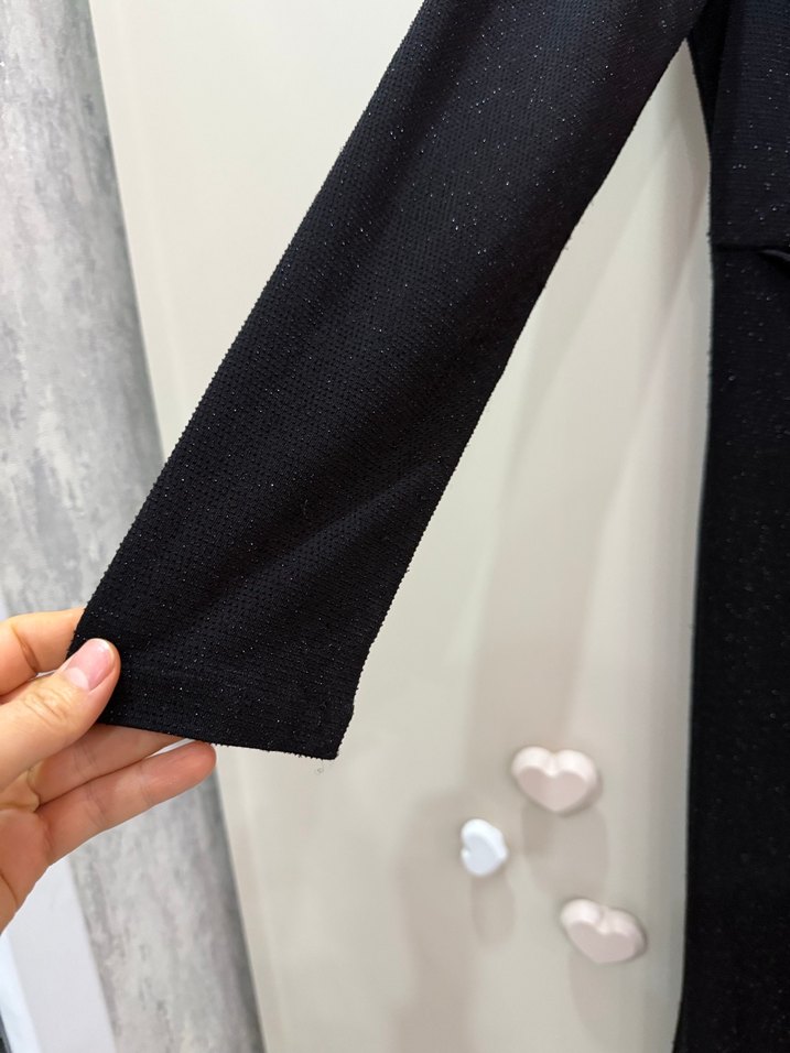 Uzun Kollu Siyah Drapeli Uzun Elbise - Görsel 3