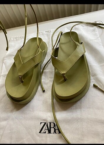 36 Beden Bershka yeşil sandalet