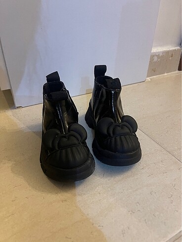 Zara 21 numara bot