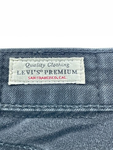 27 Beden siyah Renk Levis Jean / Kot %70 İndirimli.