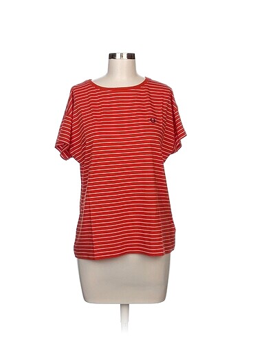 Fred Perry T-shirt %70 İndirimli.