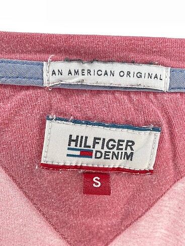 s Beden çeşitli Renk Tommy Hilfiger T-shirt %70 İndirimli.