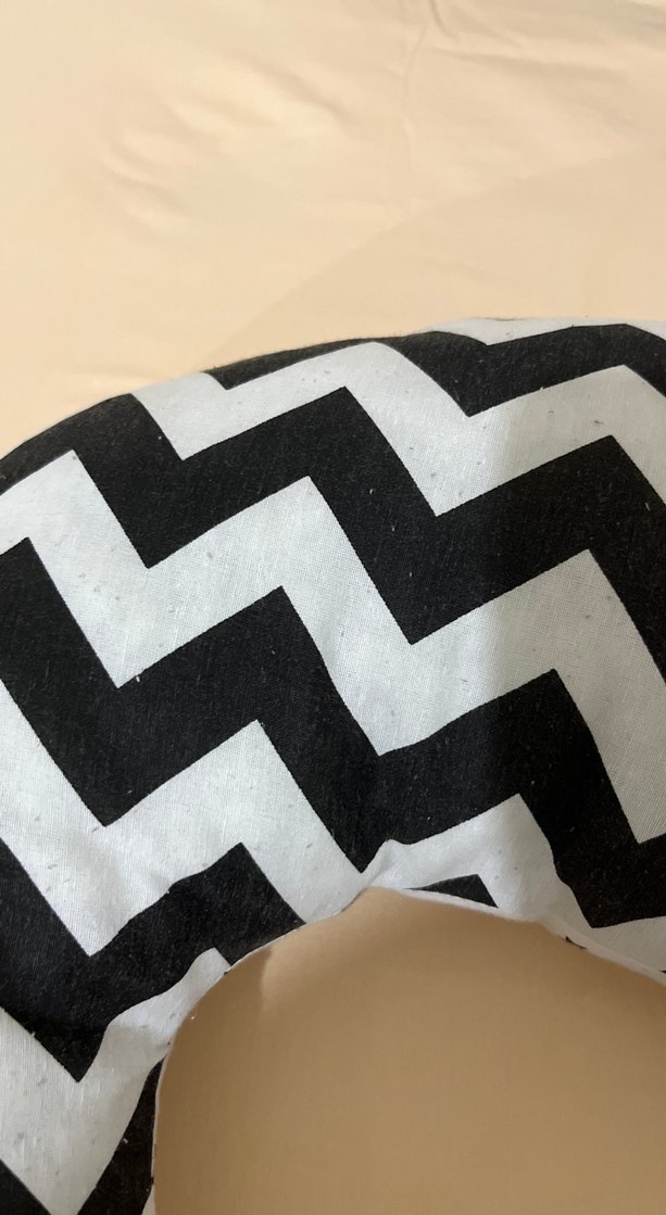 Zebra Desenli Siyah Emzirme ve Hamile Yastığı - Görsel 3