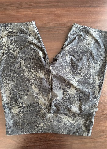 Gri Desenli Midi Hamile Şortu - Görsel 5