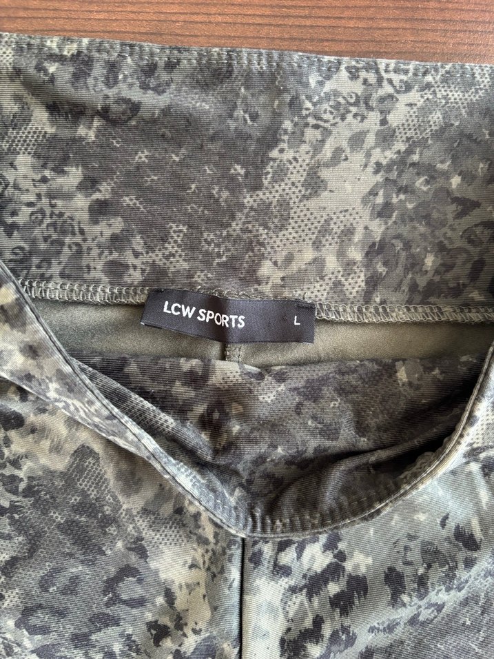 Gri Desenli Midi Hamile Şortu - Görsel 3