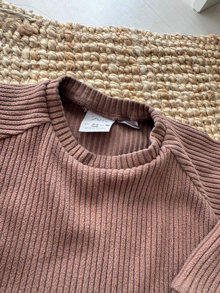 Kahverengi Örgü Bebek Takımı - Görsel 3