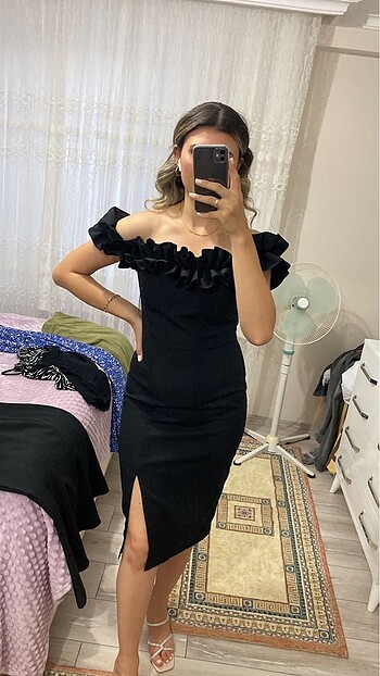 Siyah elbise