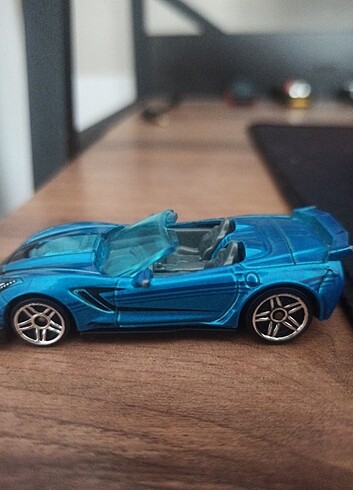  Beden Renk '19 Chevrolet Corvette Hotwheels