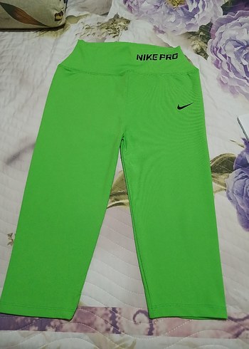 Nike m