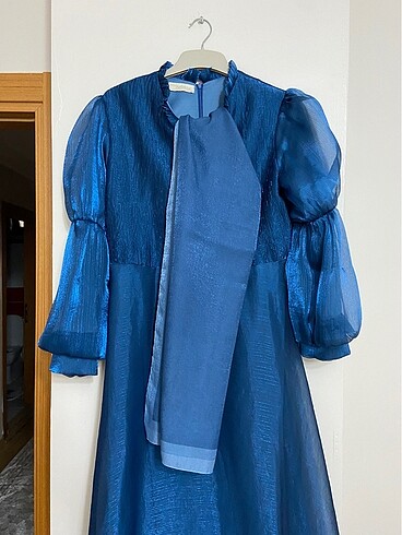 46 Beden mavi Renk Tesettür abiye elbise