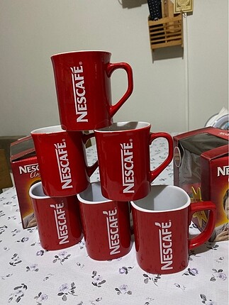 Nescafe bardağı