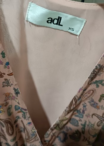 Desenli Bohem V Yakalı Bluz - Görsel 3