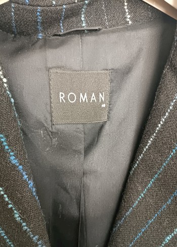 Roman Marka Düğmeli Siyah Çizgili Mini Kadın Takım