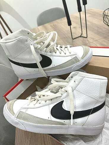 Nike blazer Kadın