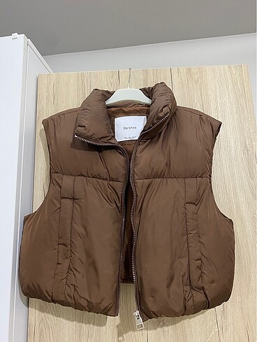 Bershka şişme yelek