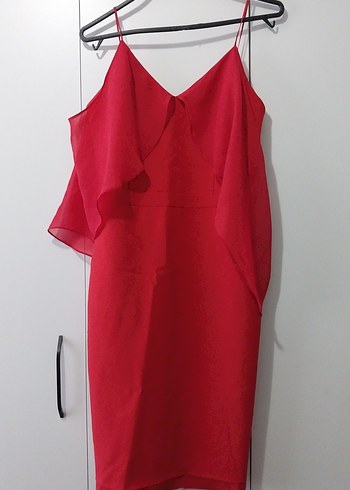 kırmızı elbise - Görsel 2