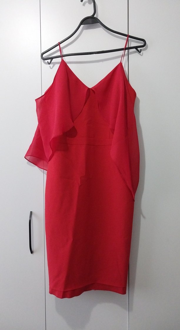 kırmızı elbise - Görsel 2
