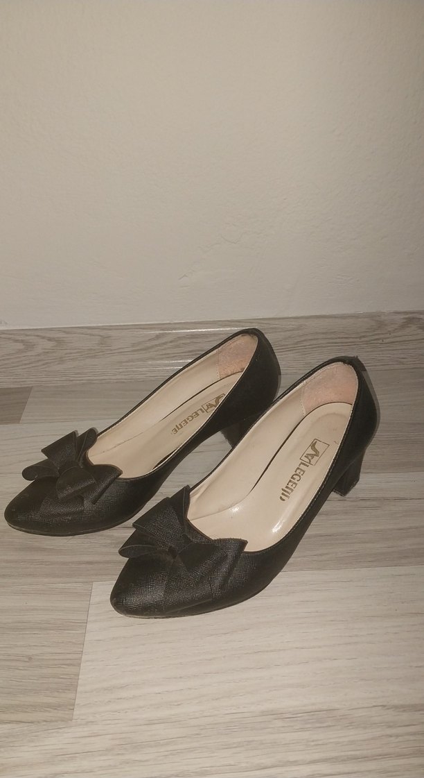 Siyah Topuklu Ayakkabı - Görsel 3