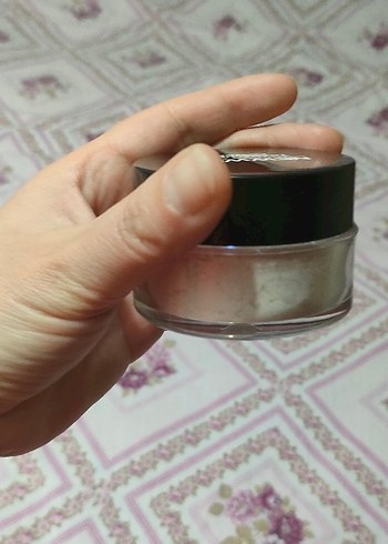 Newwell Transparan Pudra - Hafif ve Mat Görünüm - Görsel 2