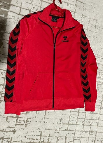 Hummel eşofman üstü