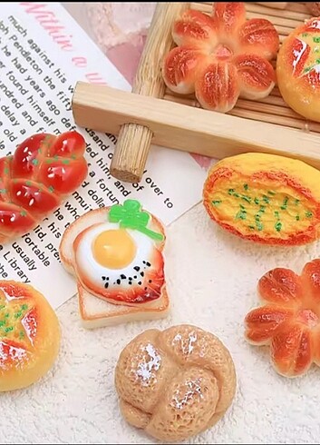 Minyatür yumurtalı tost ekmeği