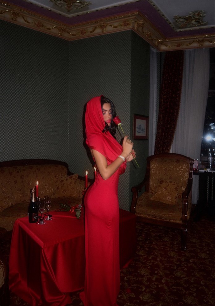 Kırmızı Drapeli Straplez Uzun Kadın Elbise - Görsel 2