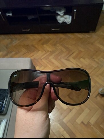 Ray Ban RB 4091