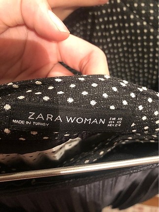 Zara Zara puantiyeli pilili etek