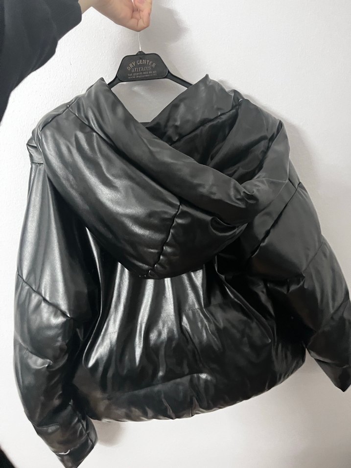 Zara model kadın deri şişme mont - Görsel 3