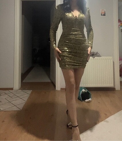 Trendyol & Milla Trendyolmilla pul payet gold gece elbisesi