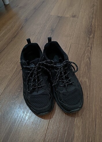 37,5 Beden Skechers Hillcrest Trial