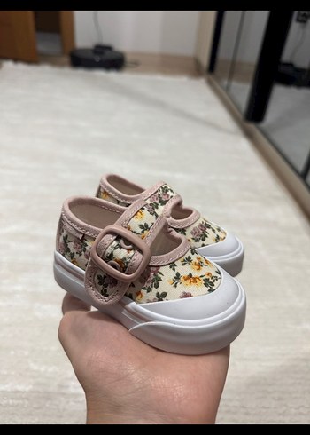 Çiçek Desenli Kız Çocuk Pembe Spor Ayakkabı