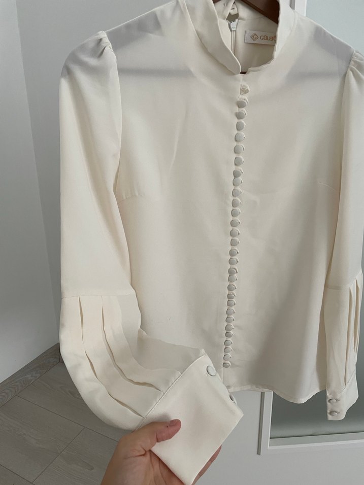 Düğmeli Beyaz Uzun Kollu Kadın Gömlek - Görsel 2