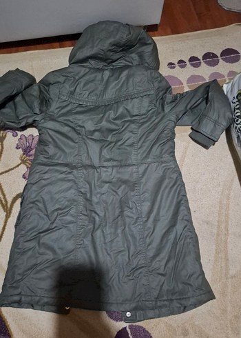 Düğmeli Uzun Gri Kadın Mont - Görsel 2