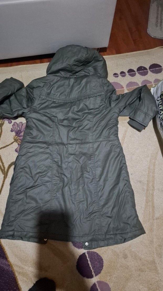 Düğmeli Uzun Gri Kadın Mont - Görsel 2