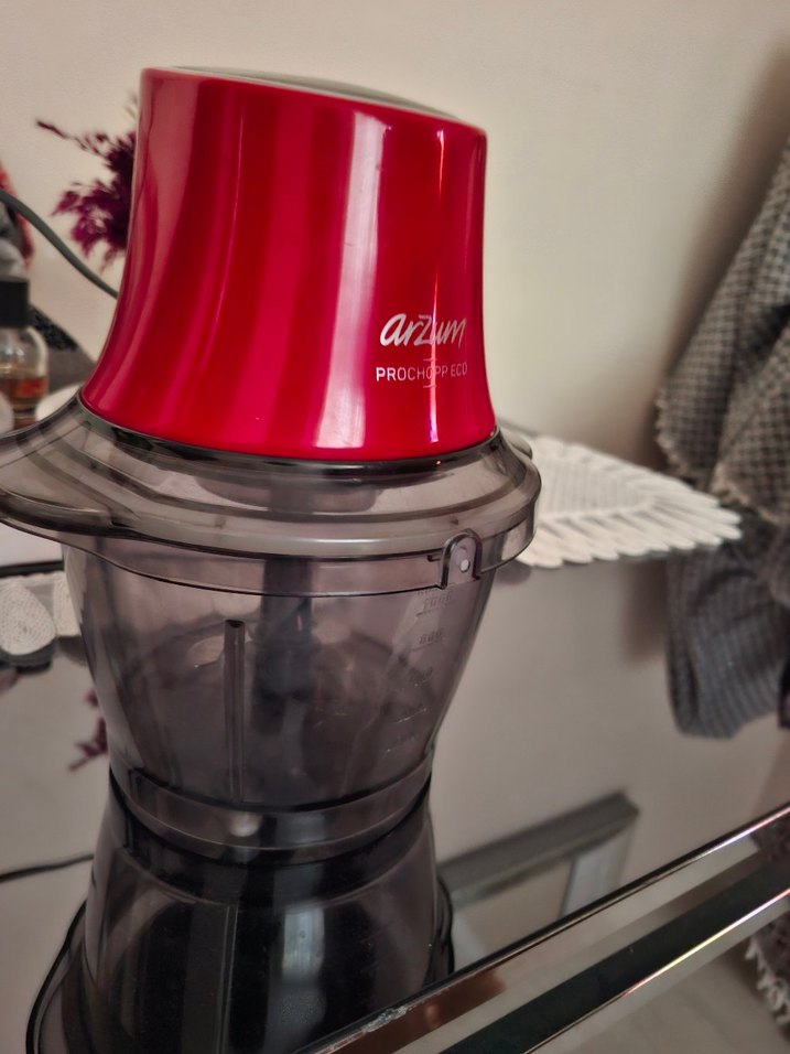 Kırmızı Mini Doğrayıcı ve Blender - Görsel 2